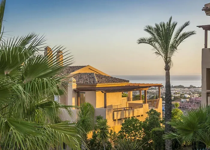 Quartiers Marbellabenahavis Hotel 4*